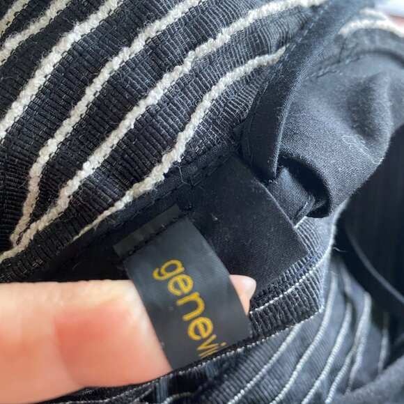 Chapeau protège soleil noir et blanc ajustable - Picture 5 of 7